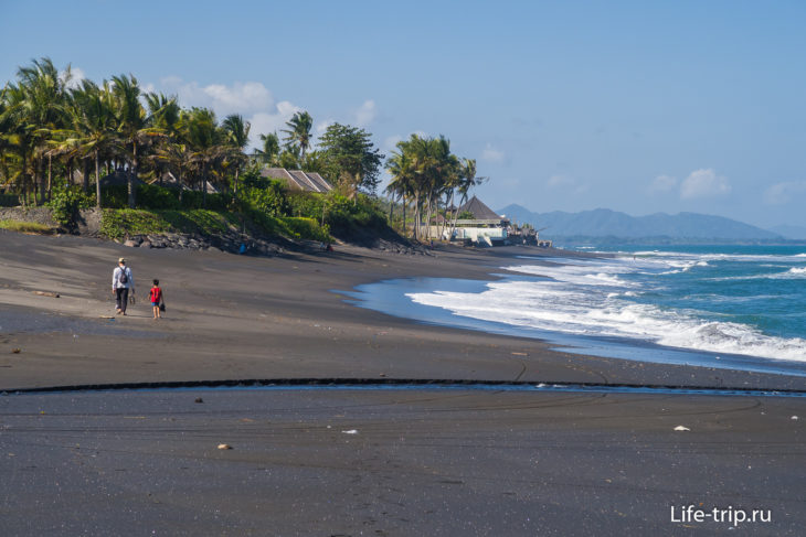 Пляж Керамас (Keramas Beach Bali) - черный бриллиант Бали